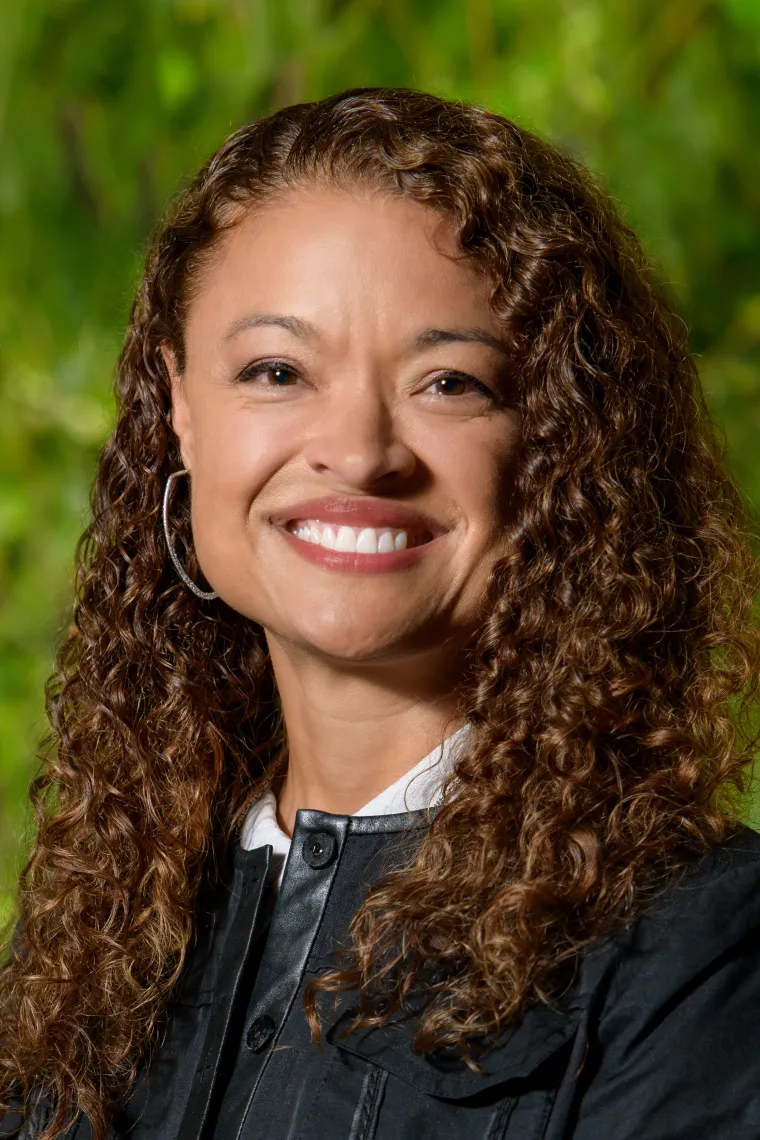 Kimberly Sierra-Cajas Headshot